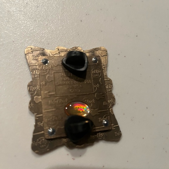 Hard Rock San Diego Pin - Picture 3 of 5